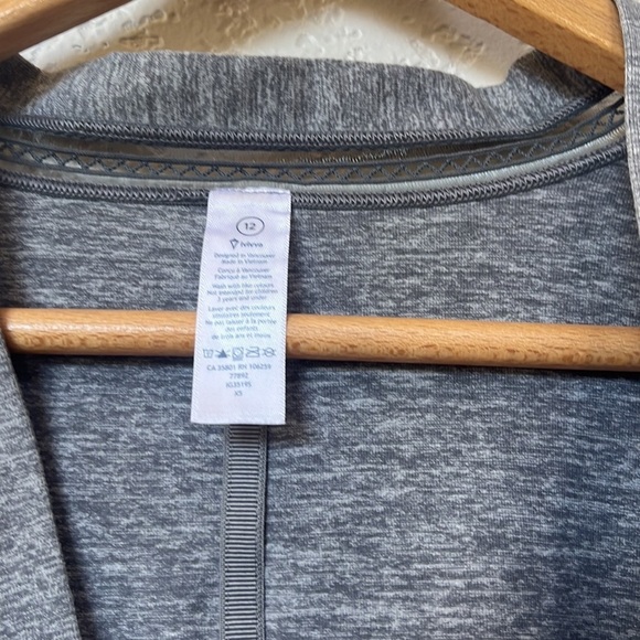 Ivivva Girl's Long Sleeve Criss Cross Gray Size 12 - Picture 6 of 10